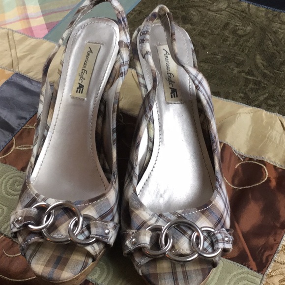 American Eagle Brown and White Wedges - Picture 1 of 5